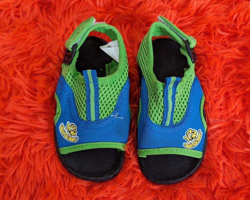 SwimSchool Blue Lime Green Unisex Velcro Water Sandals Shoes Toddler 5/6